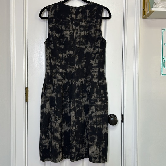 Piazza Sempione Black and Gray Sheath Midi Dress with V-neck for Work - Picture 4 of 7